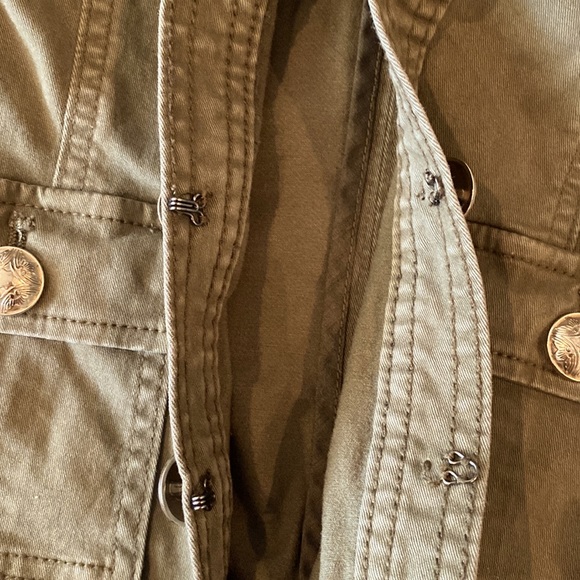 Green button up jacket - Picture 6 of 6